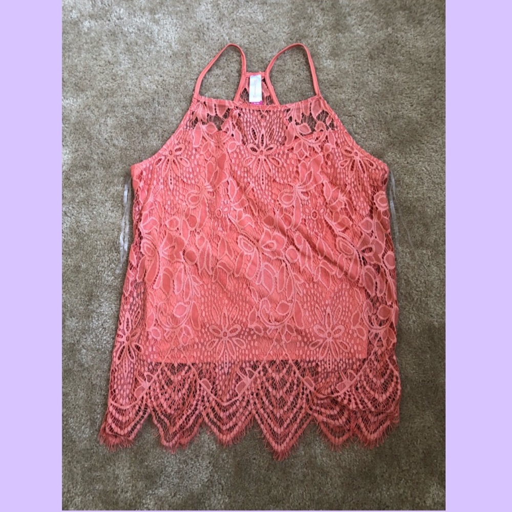 ❗️$3 w/Bundle❗️Coral Colored Lace Tank Top